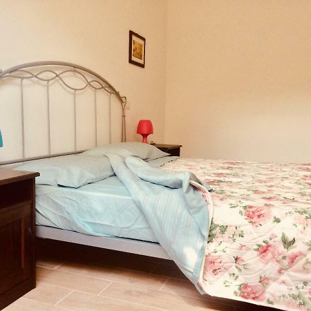 Casalella Villa Виареджо Екстериор снимка